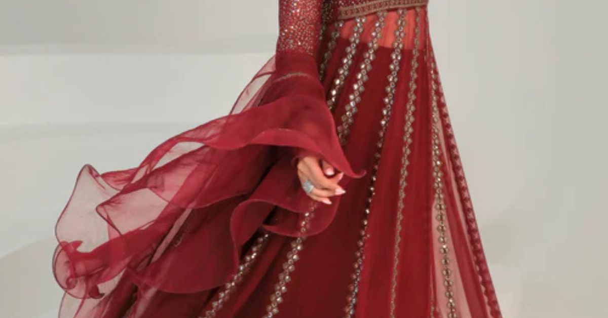 Fashion Dresses for Wedding Guests: Amazing Outfit Ideas in 2025