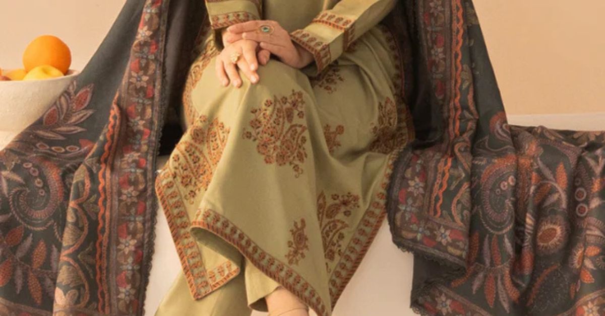 How to Style Trendy Dresses for a Polished and Empowered Look in 2025